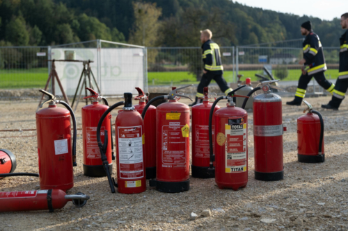 Feuerlöschervorführung (c)ReinhardEmsenhuber-WEB-13