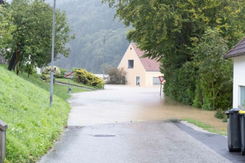 Hochwassereinsatz-Mannersdorfl(c)FF-Mannersdorf-ReinhardEmsenhuber-13