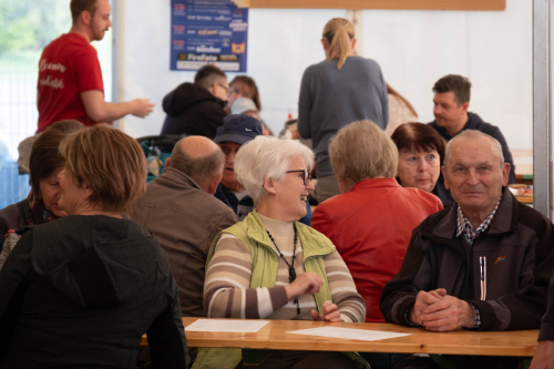 Maibaumaufstellen-2026-cReinhardEmsenhuber-14