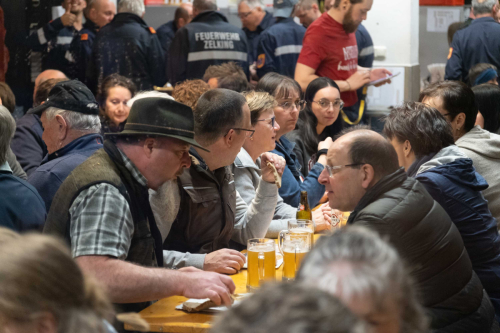 Maibaumaufstellen-2026-cReinhardEmsenhuber-71