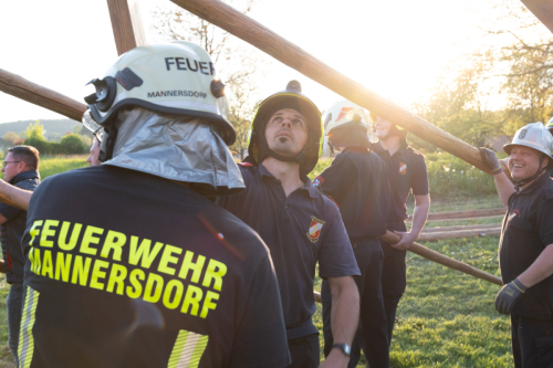 Maibaumaufstellen2025 cReinhardEmsenhuber-18