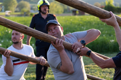 Maibaumaufstellen2025 cReinhardEmsenhuber-20