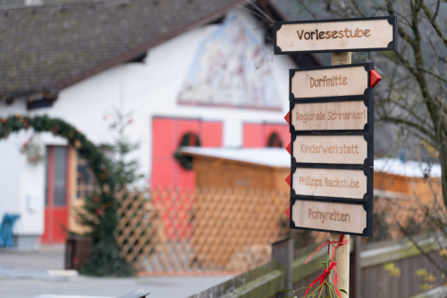 Weihnachten im Dorf 2024-9724 (1) (1)